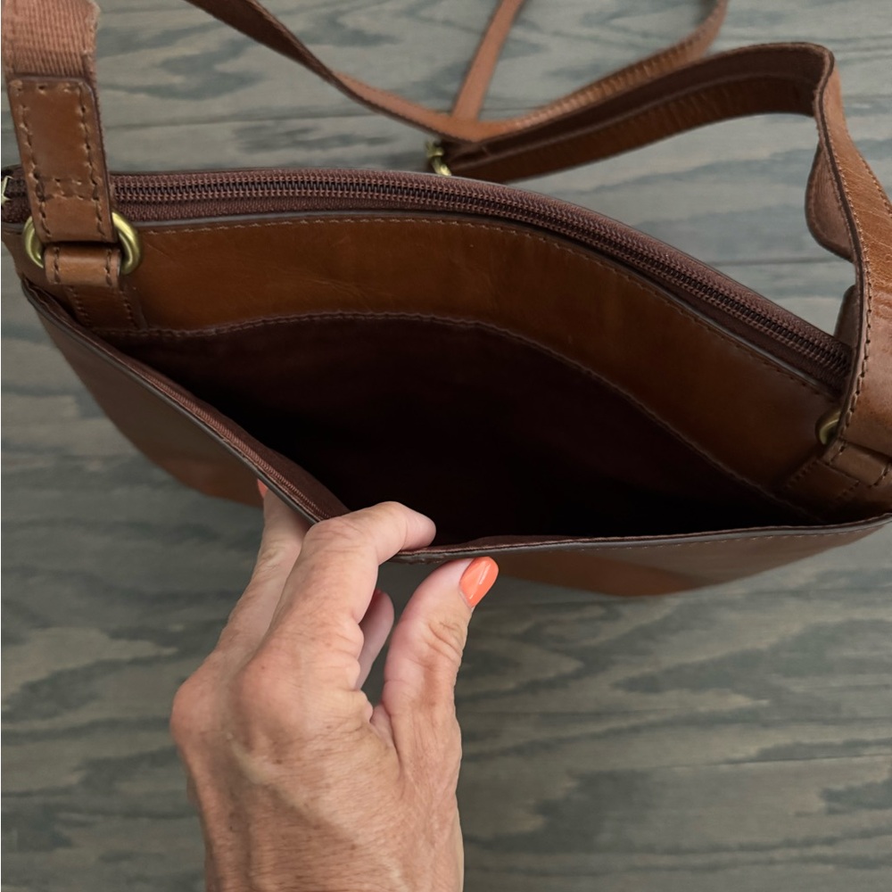Fossil Medium Brown Crossbody Bag - Picture 7 of 11